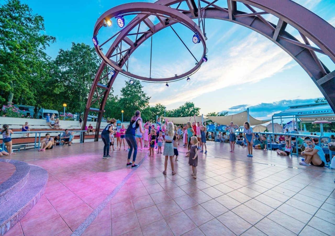 Camping Bijela Uvala - Eurocamp I Homair Poreč Zewnętrze zdjęcie